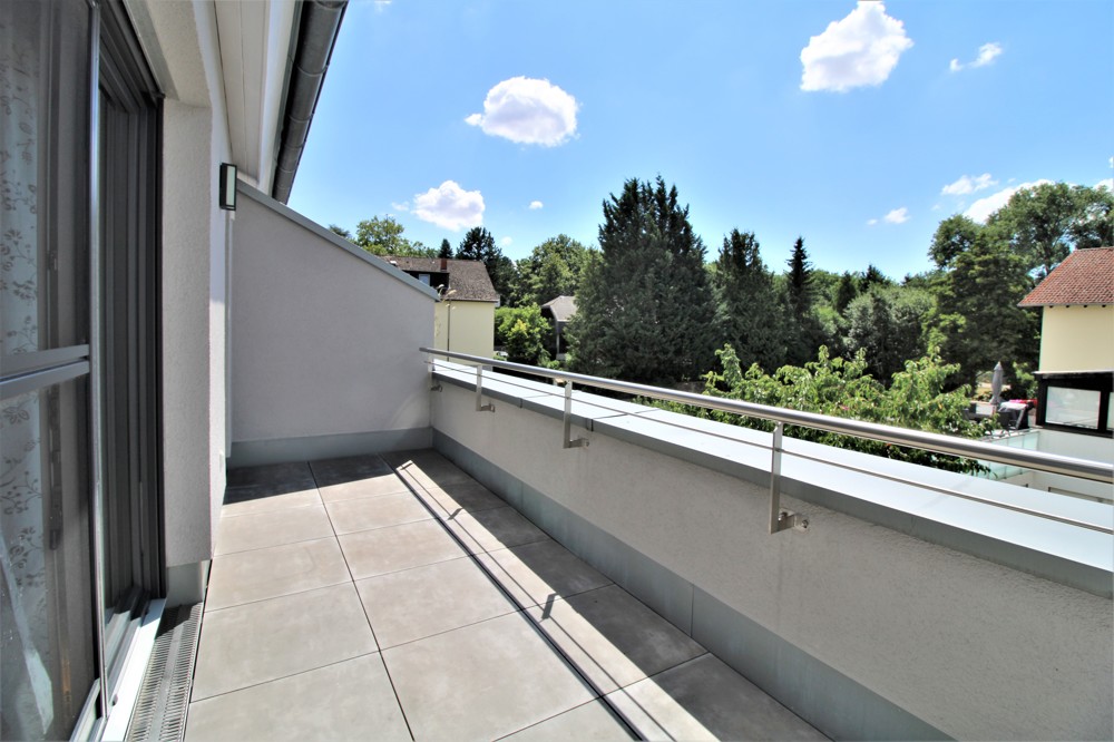 sonnige Dachterrasse