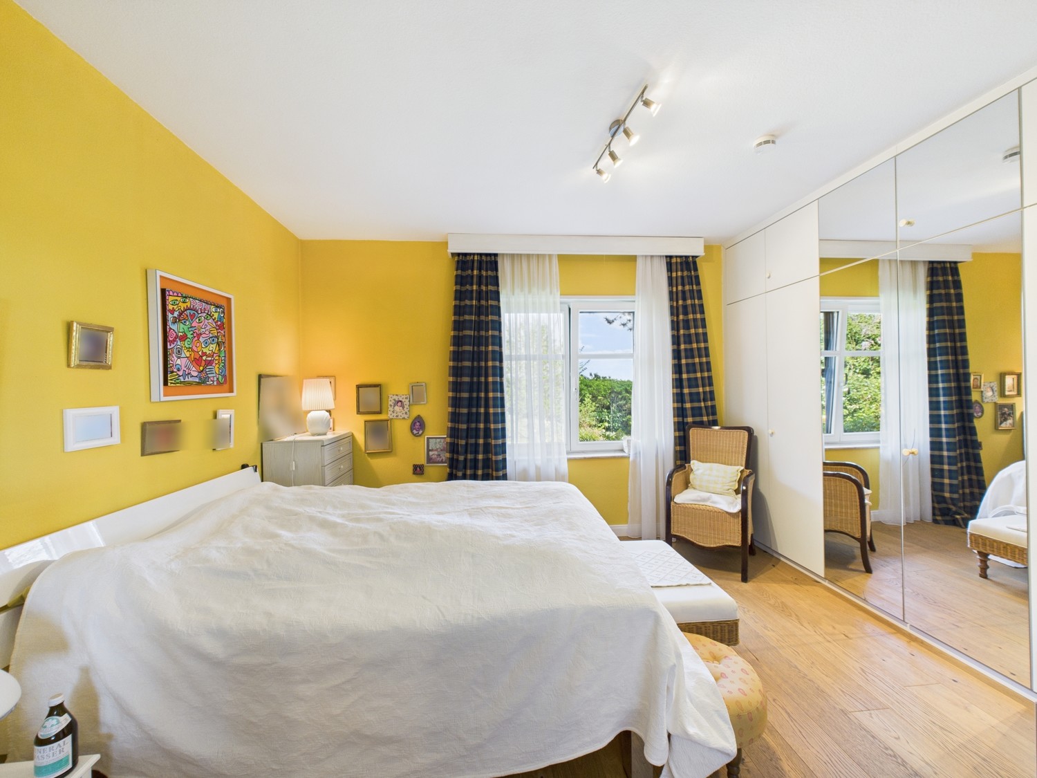 behagliches Schlafzimmer...