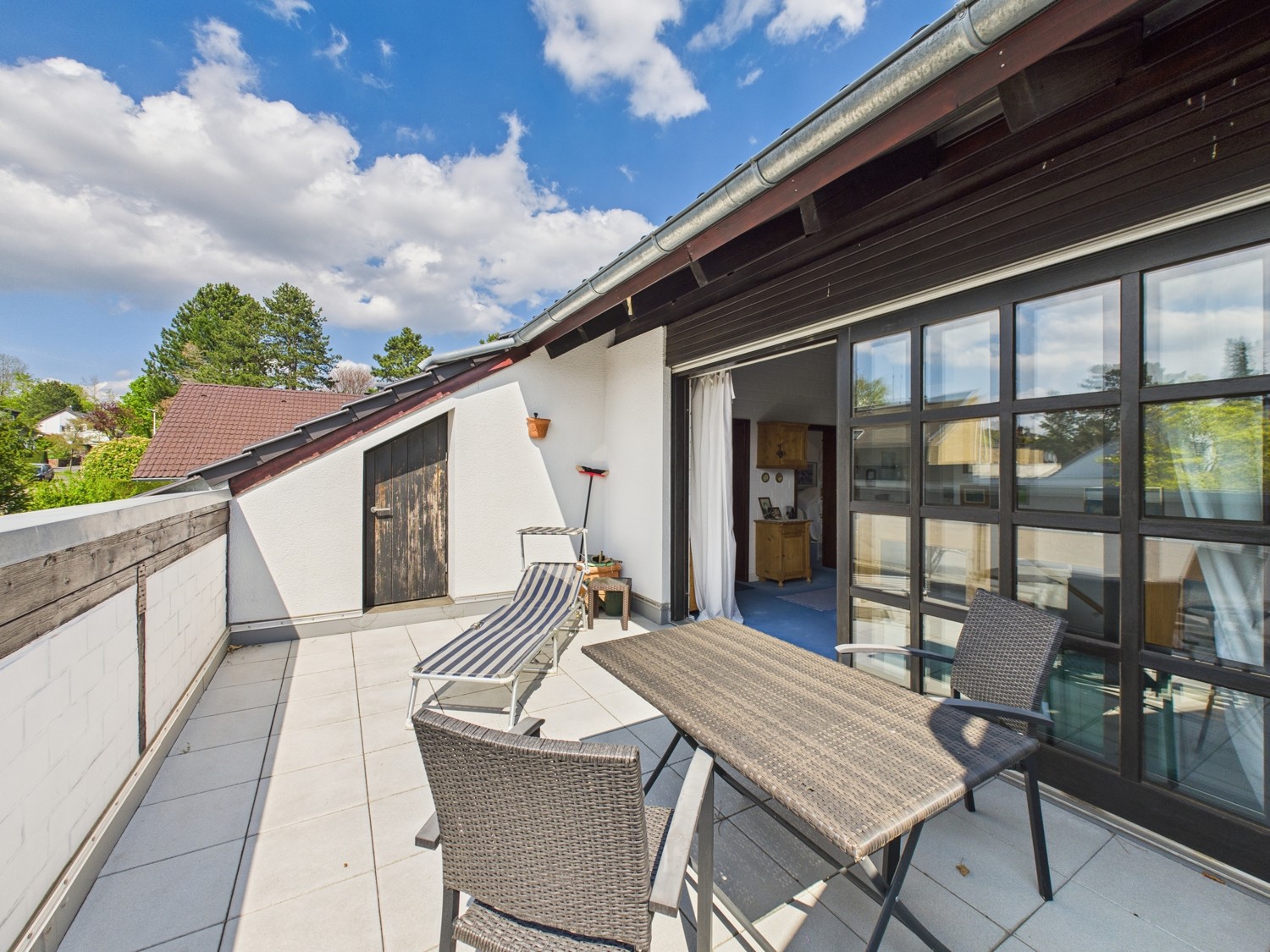 ... mit sonniger Dachterrasse