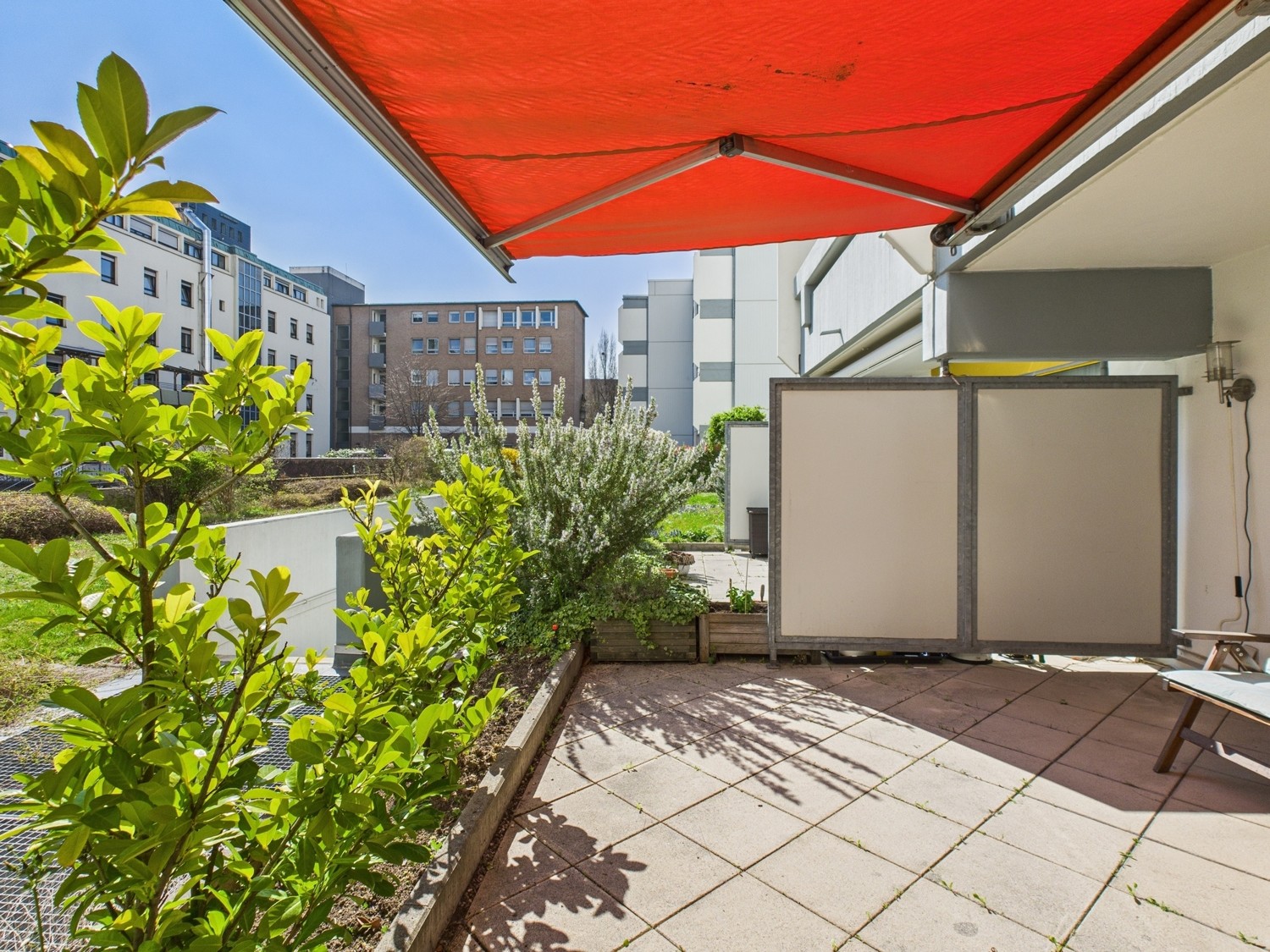 Terrasse mit Markise