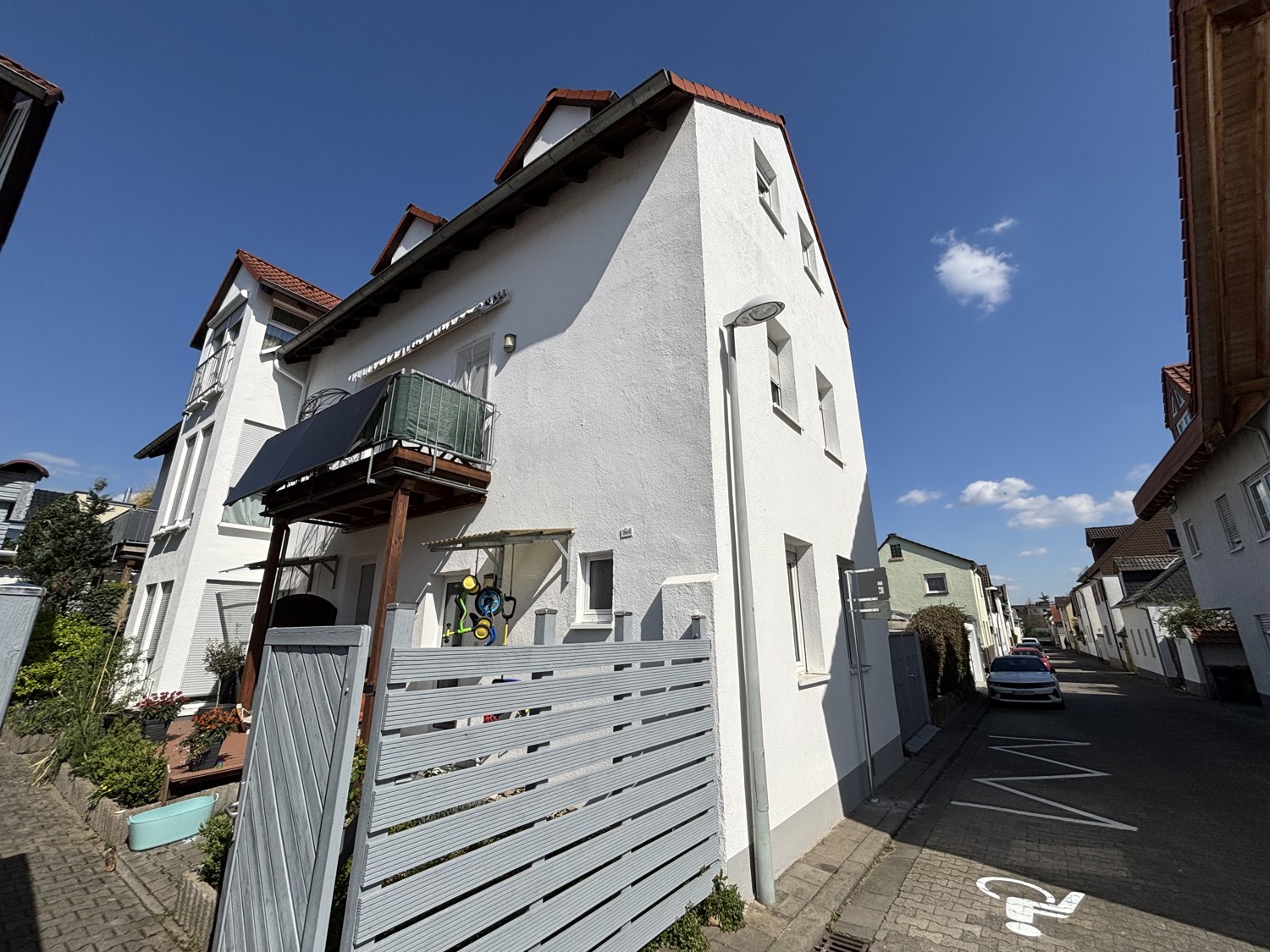 Straßenansicht