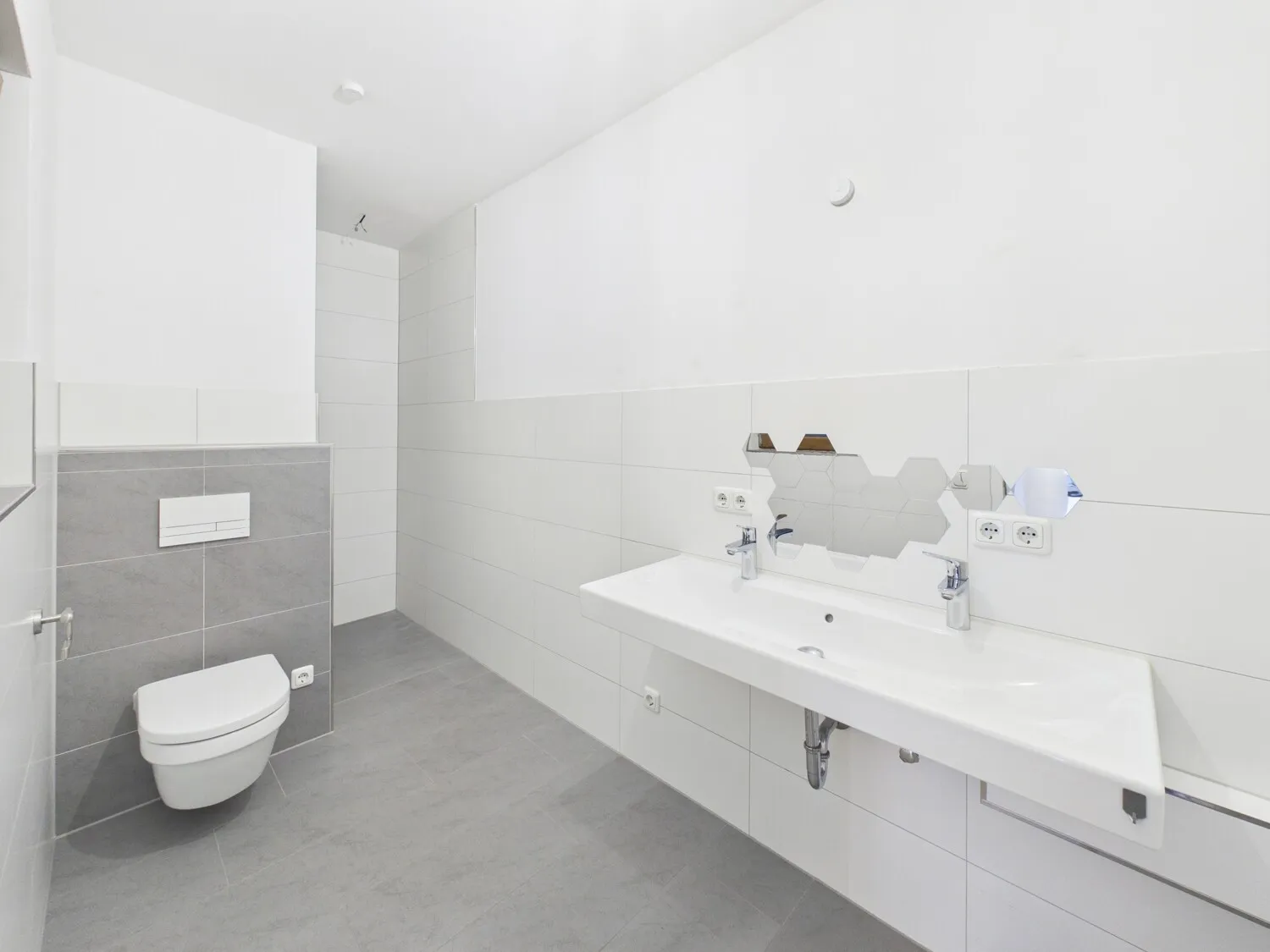 modernes Duschbad