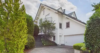 von_poll_real_estate_property_25017033_image_0