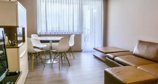 von_poll_real_estate_property_25230005_image_0