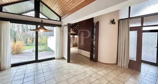 von_poll_real_estate_property_25084006_image_8