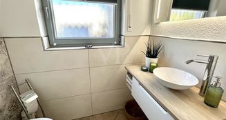 von_poll_real_estate_property_25084004_image_5