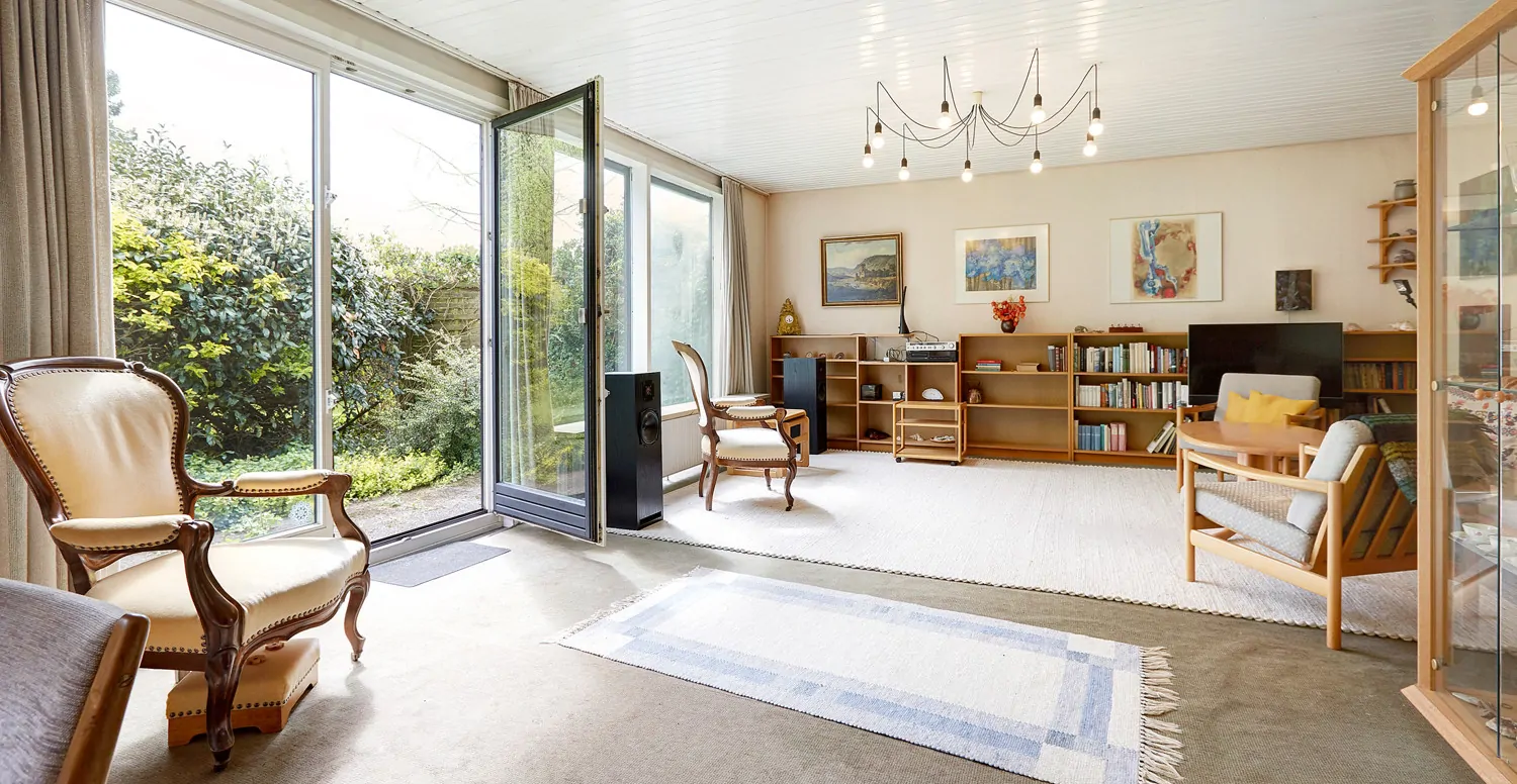 Wohnzimmer mit Terrassenzugang