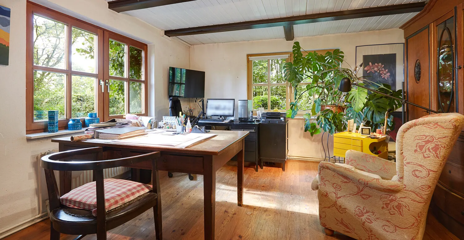 Anschließendes Büro