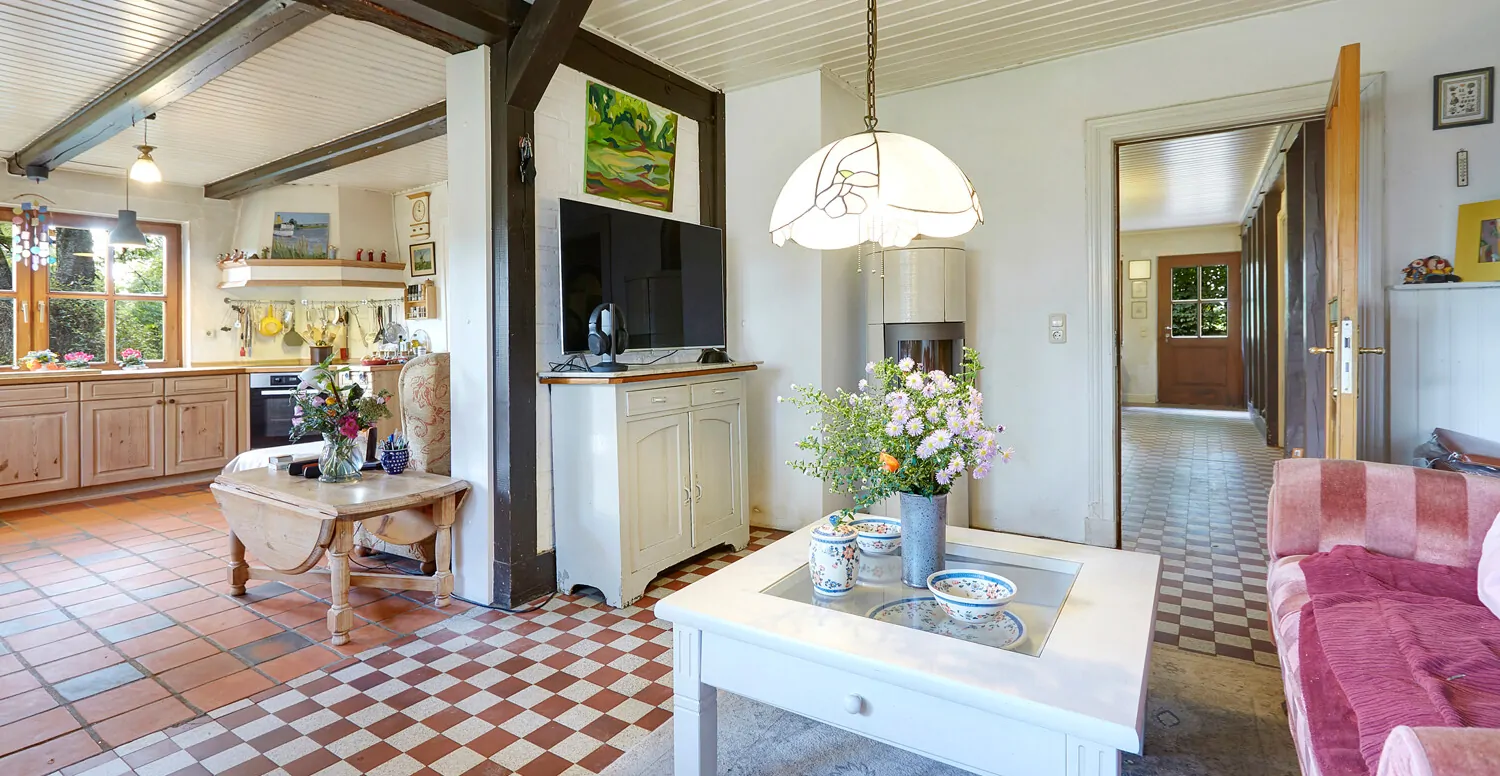 Teestube mit Kaminofen