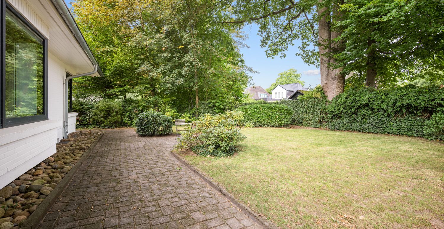Rückwärtiger Garten mit Rückzugsort