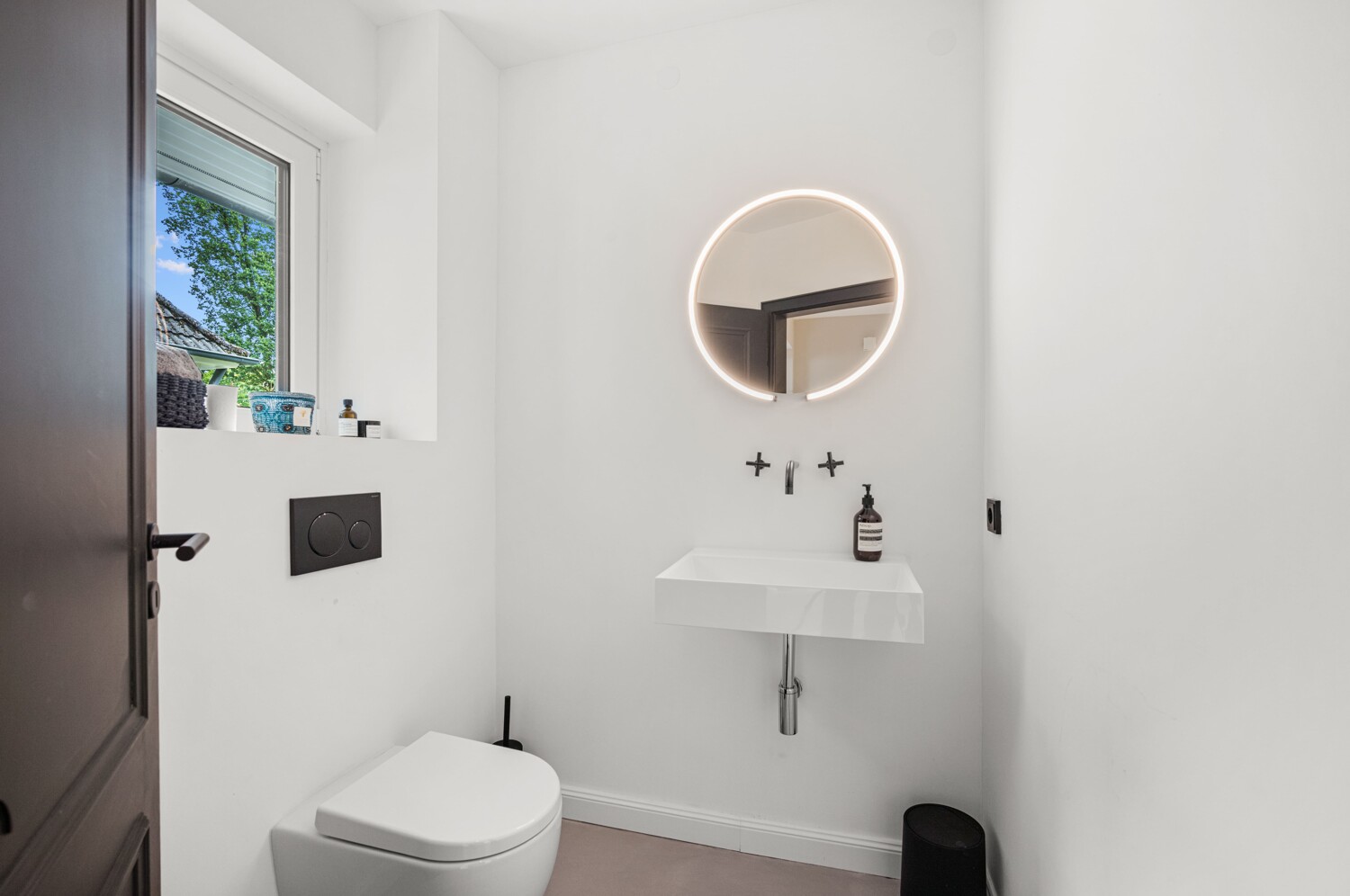 Gäste-WC im EG