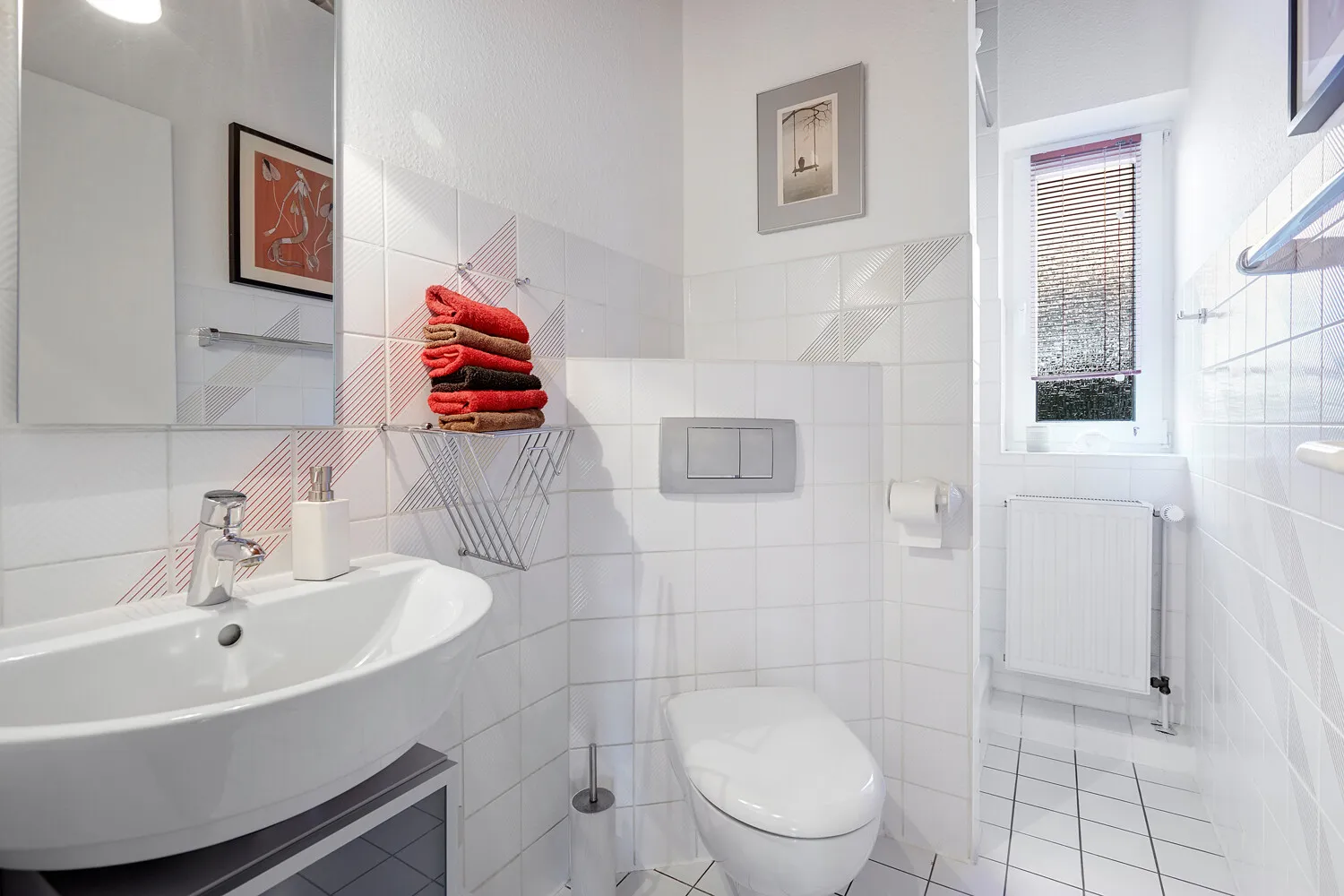 Angrenzendes Duschbad