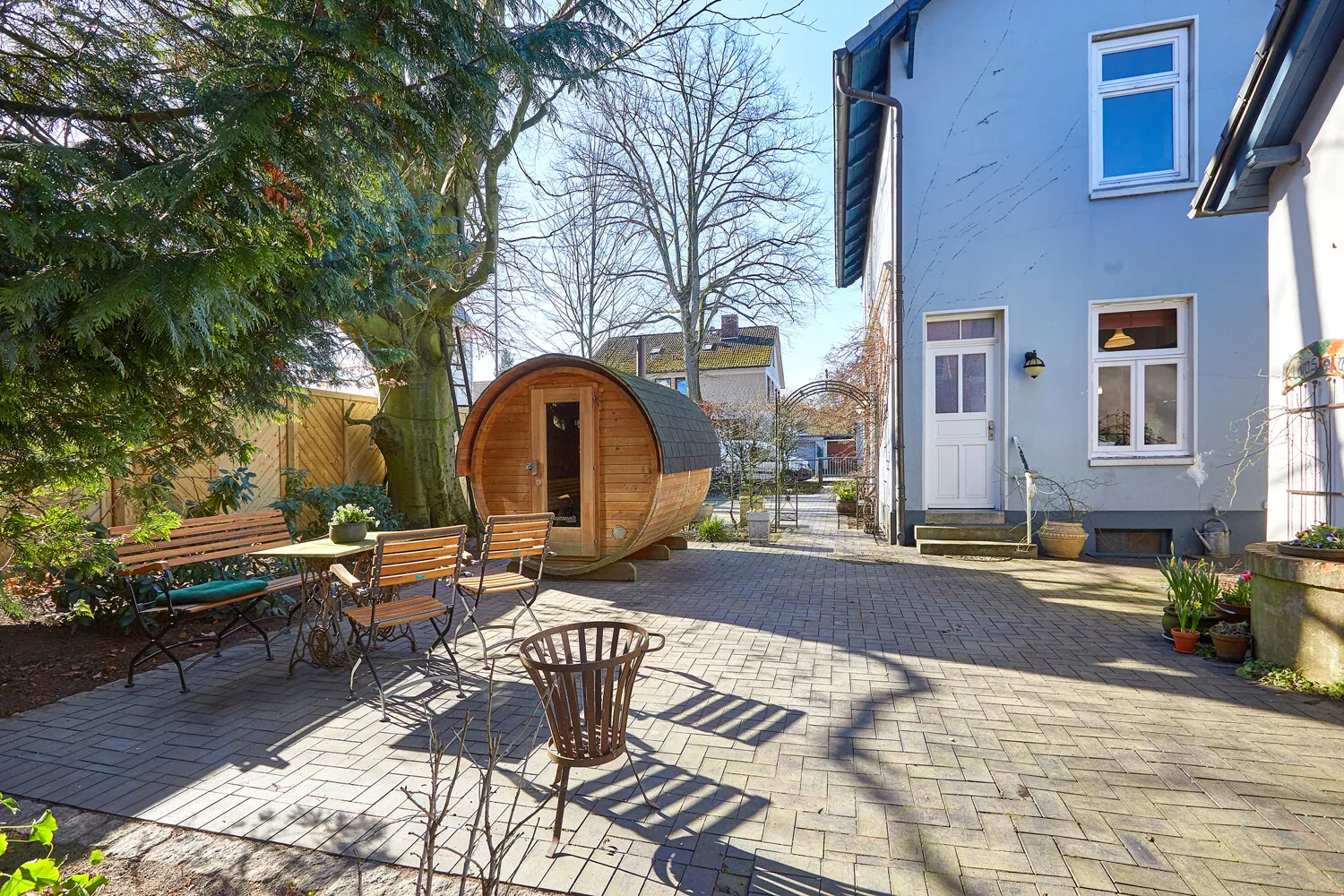 Terrasse und Sauna