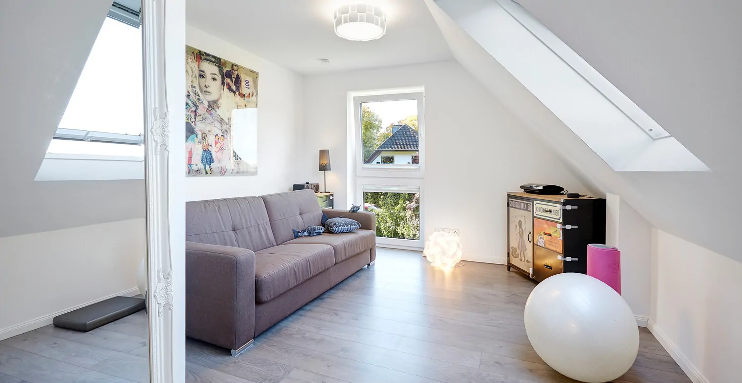 Helles Gäste- oder Sportzimmer