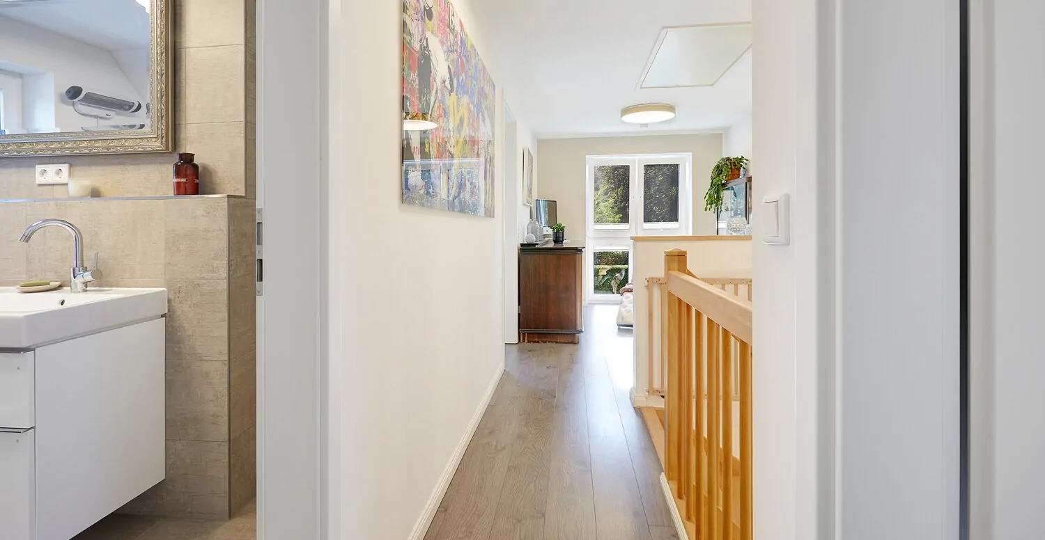 Lichtdurchflutetes Obergeschoss