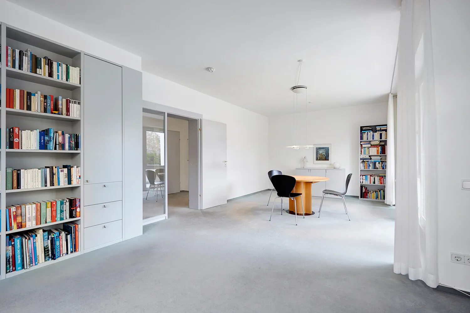 Geräumiges Wohn- und Esszimmer