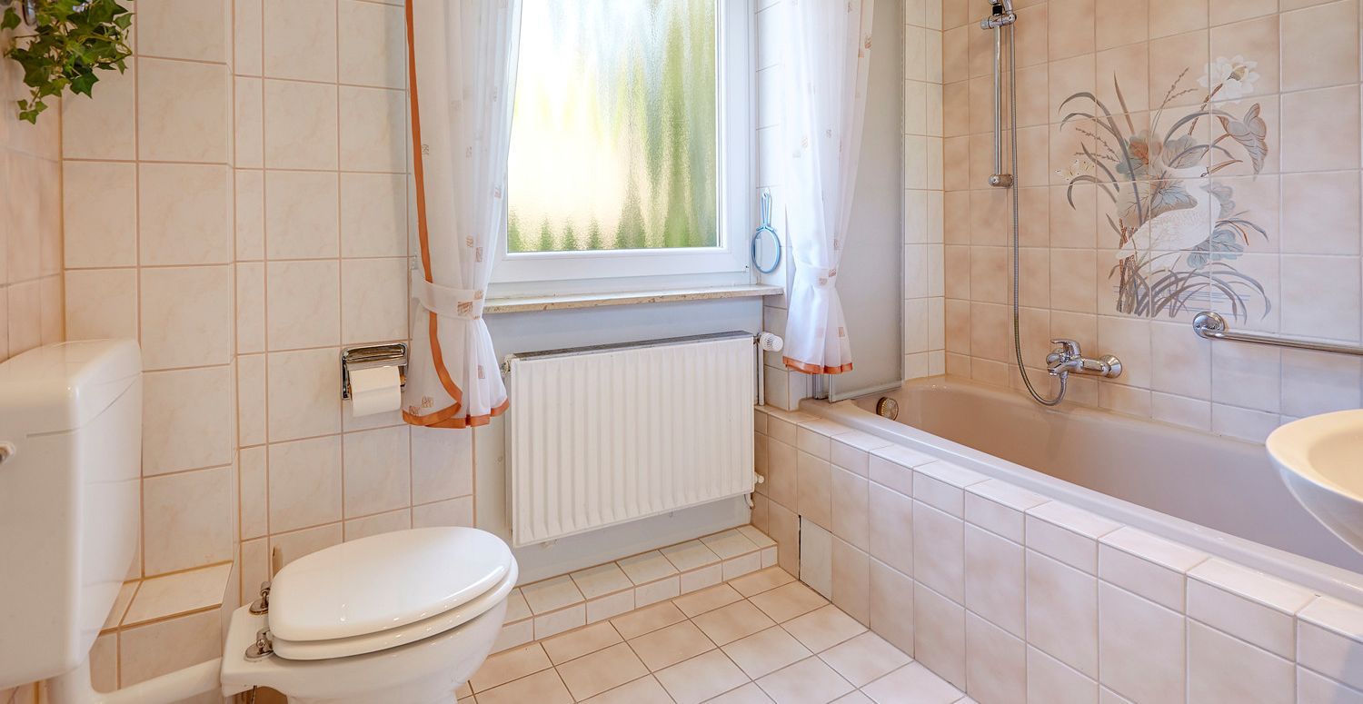 Vollbad mit Fenster