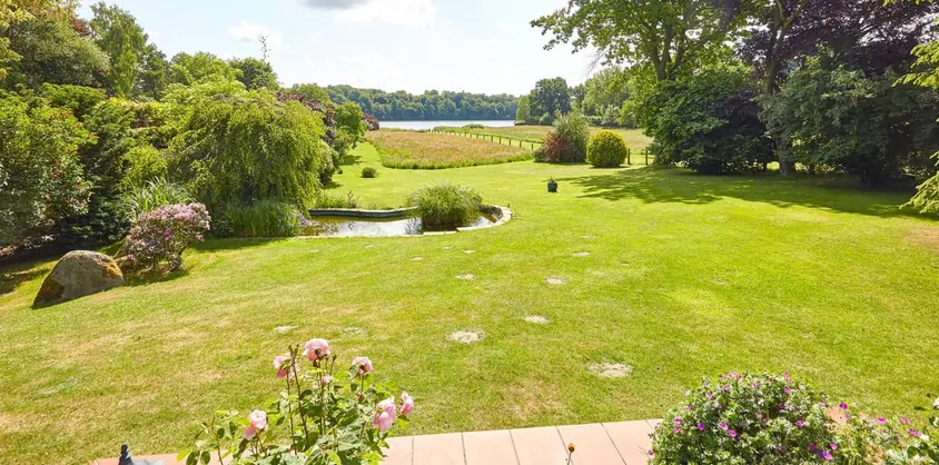 von Poll Immobilien GmbH