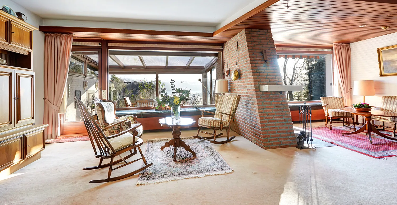 Wohnbereich mit angrenzendem Wintergarten