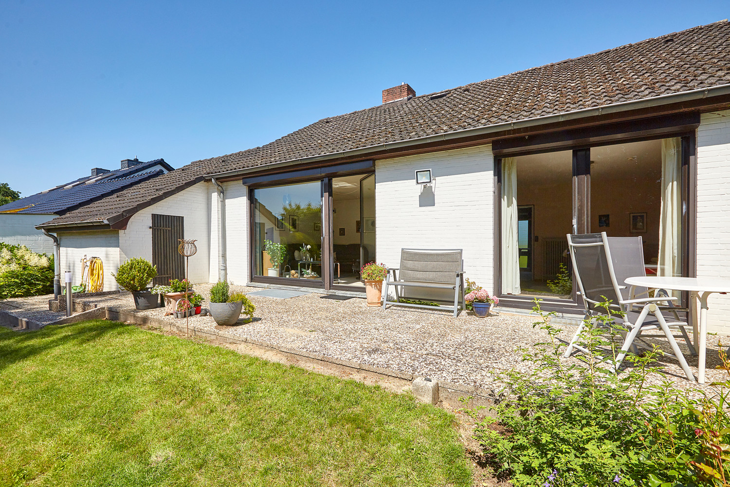 Sonnige Süd/West-Terrasse