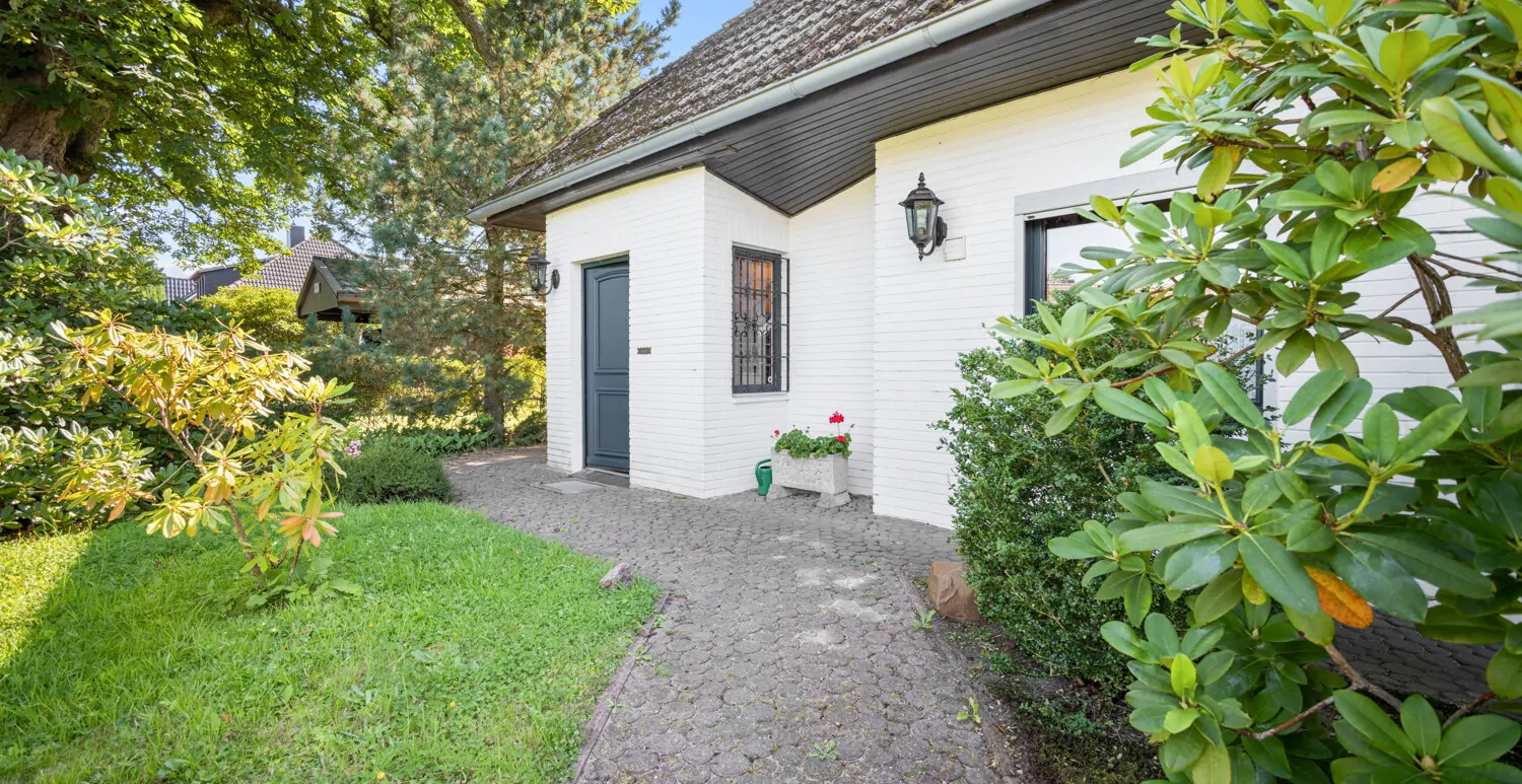 Zugang von der Straße