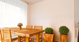 von_poll_real_estate_property_25123019_image_4
