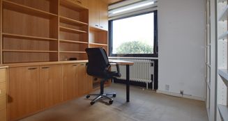 von_poll_real_estate_property_25123022_image_12