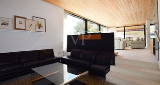 von_poll_real_estate_property_25123022_image_9
