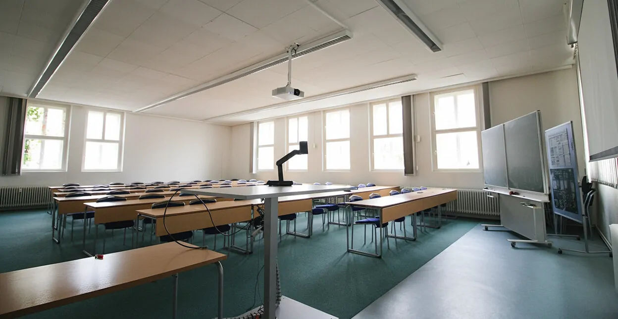 SEMINARRAUM | ERDGESCHOSS