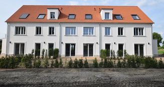 von_poll_real_estate_property_25123025_image_1