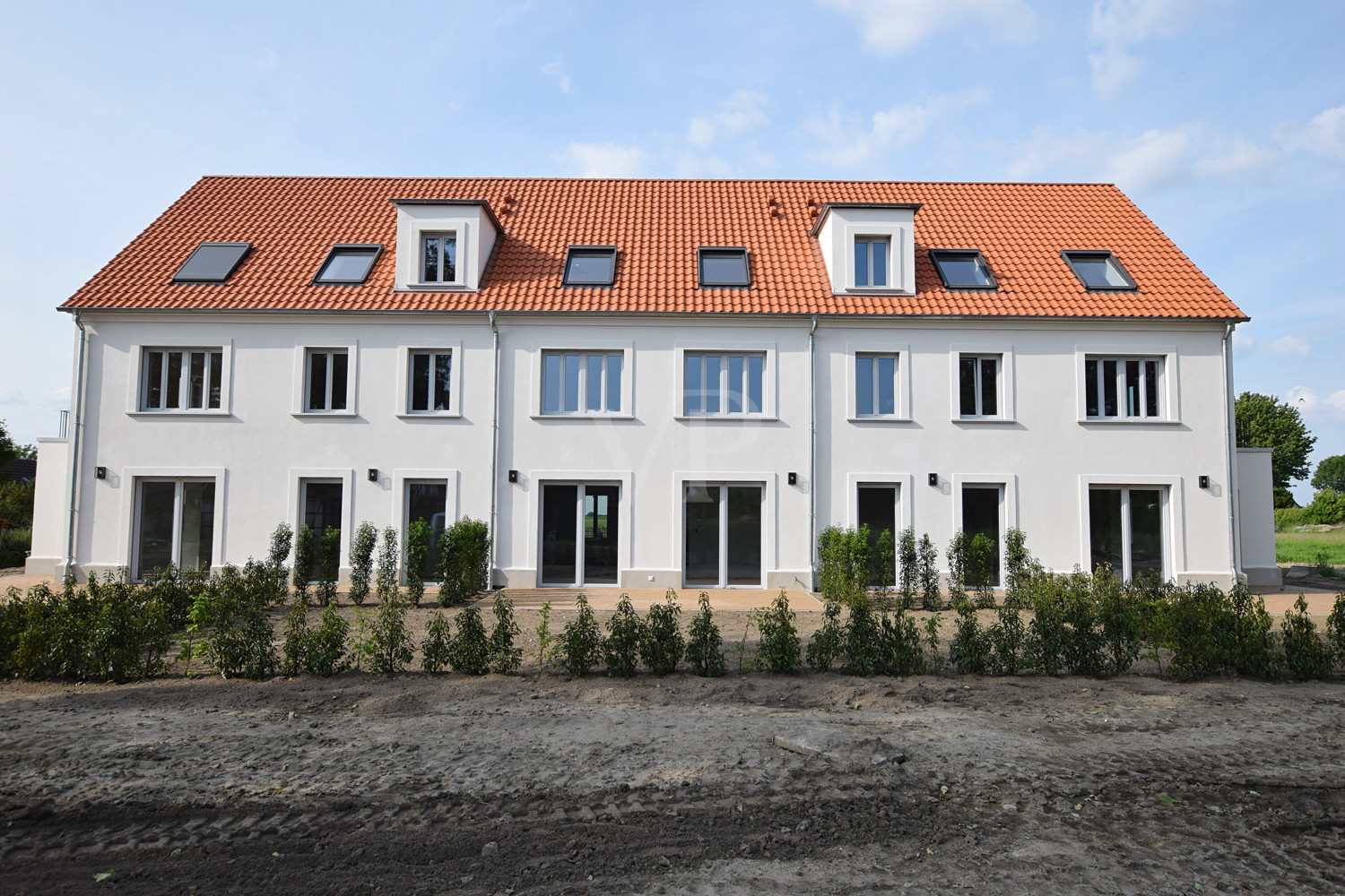 HAUS | GARTENSEITE