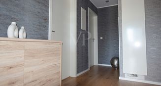 von_poll_real_estate_property_25123027_image_14