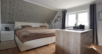 von_poll_real_estate_property_25123027_image_12