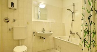 von_poll_real_estate_property_25123029_image_6