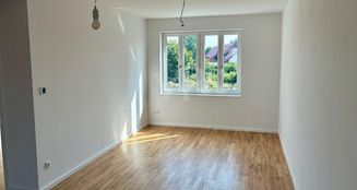 von_poll_real_estate_property_25123030_image_9