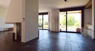 von_poll_real_estate_property_25123031_image_4