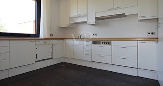 von_poll_real_estate_property_25123031_image_9