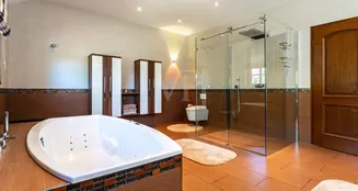 von_poll_real_estate_property_25123035_image_19