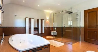 von_poll_real_estate_property_25123035_image_19