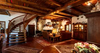 von_poll_real_estate_property_25123035_image_8