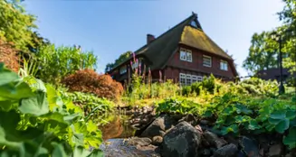 von_poll_real_estate_property_25123035_image_0