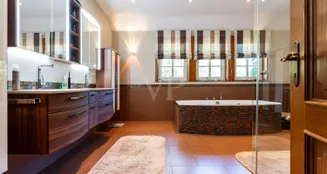 von_poll_real_estate_property_25123035_image_18