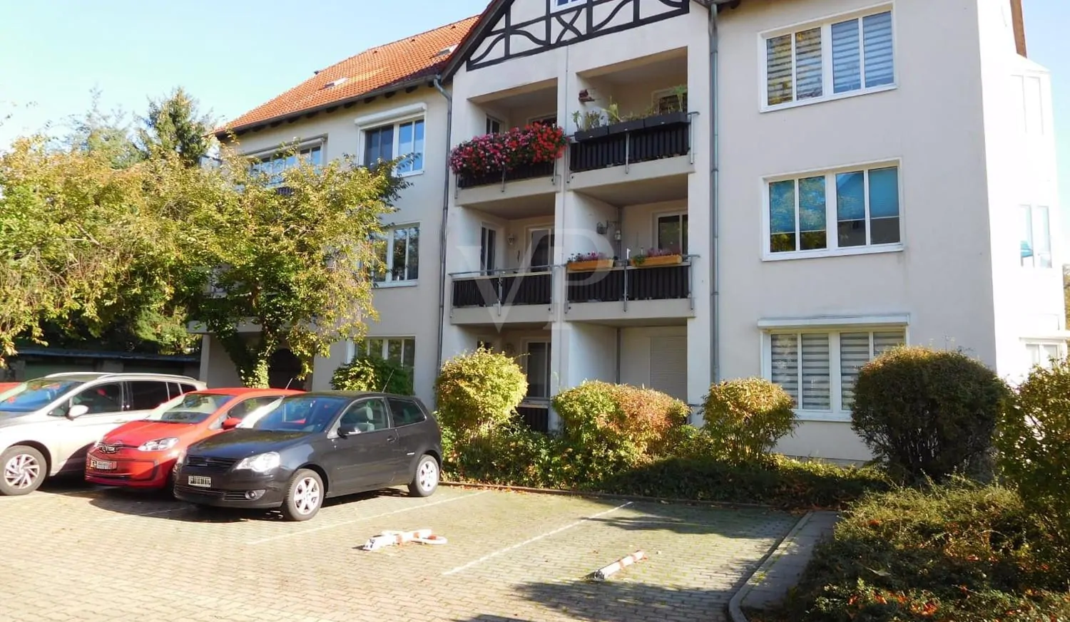 HAUS | STRASSENANSICHT