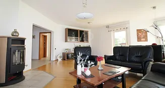 von_poll_real_estate_property_25123041_image_6