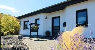 von_poll_real_estate_property_25123042_image_0