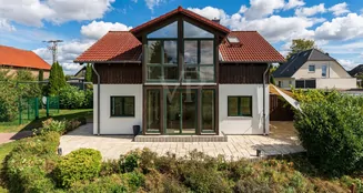 von_poll_real_estate_property_25123045_image_1