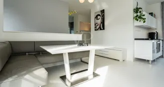 von_poll_real_estate_property_25123047_image_5