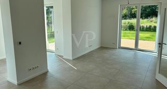 von_poll_real_estate_property_25123049_image_5