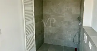 von_poll_real_estate_property_25123050_image_11