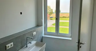 von_poll_real_estate_property_25123050_image_12